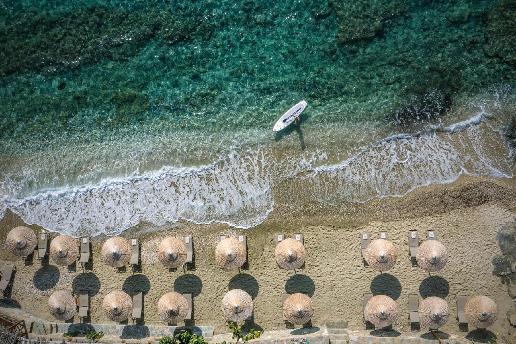 Aneroussa Beach Hotel Баци Екстериор снимка